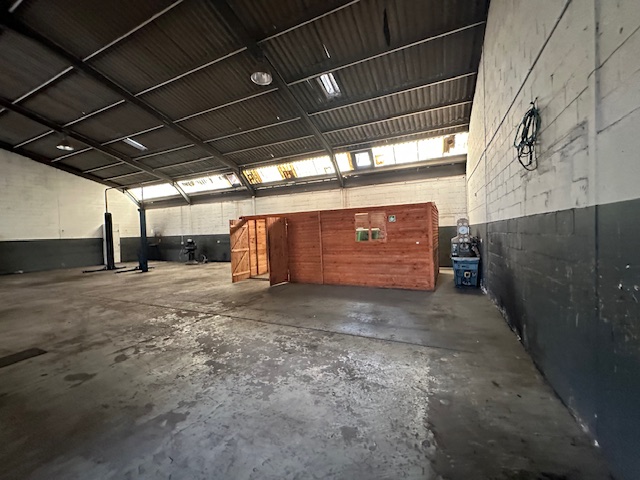 To Let commercial Property for Rent in Retreat Industrial Western Cape